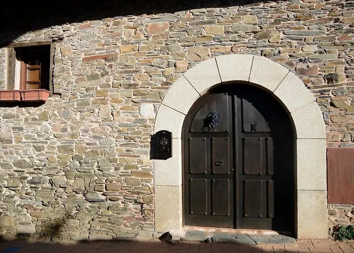 Pico Del Lugar * Villar de los Barrios